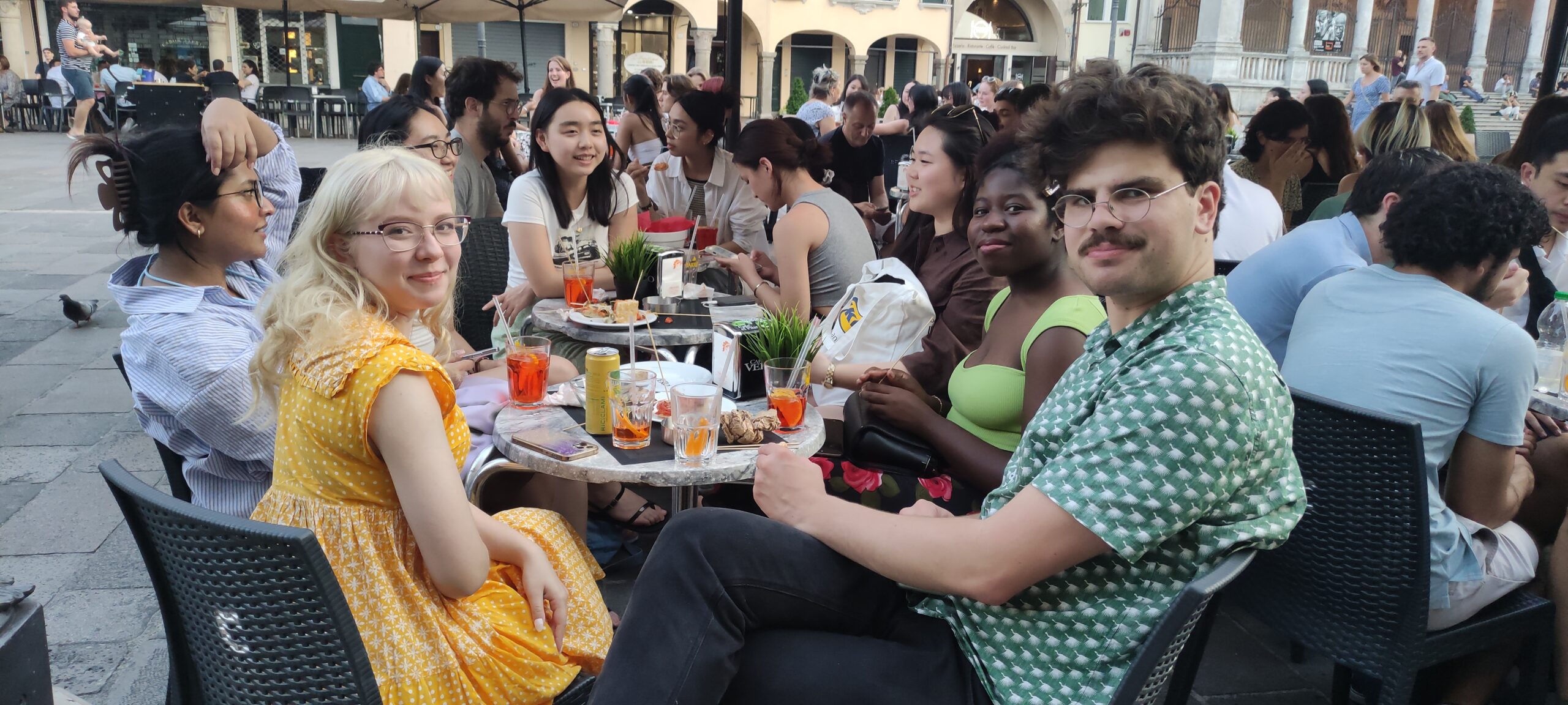 Spritz in piazza