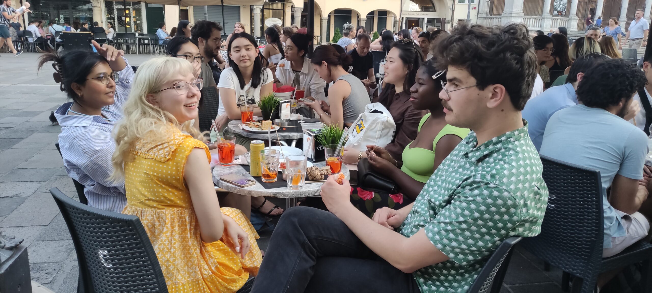 Spritz in piazza