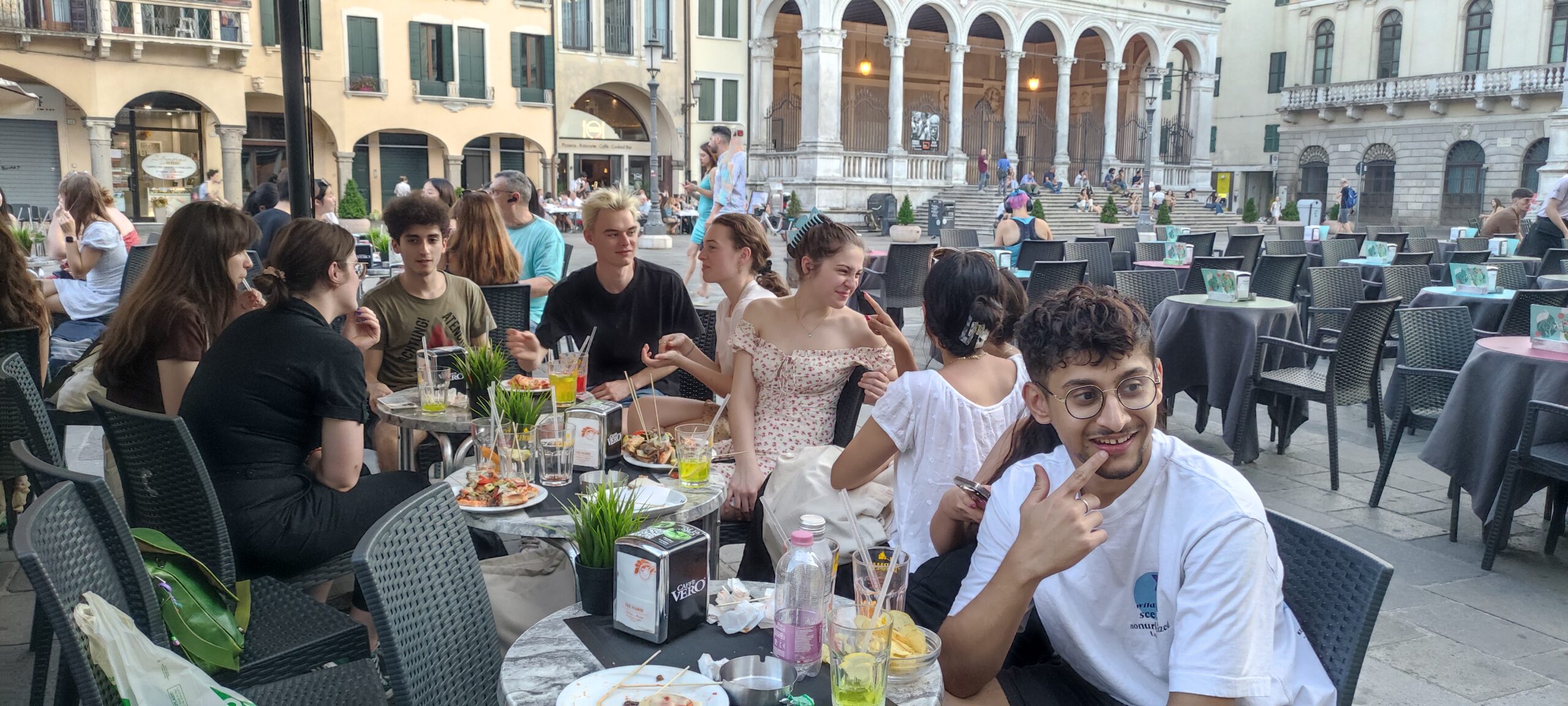 Spritz in piazza